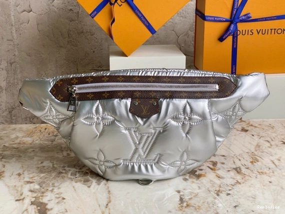 Rep ladies VUITTON LOUIS BUMBAG MAXI 0723